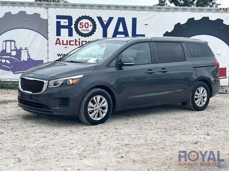 2015-kia-sedona-image-1