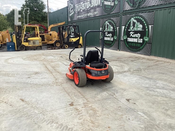 2018-kubota-z122e-image-3
