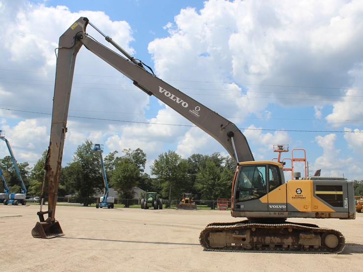 2017-volvo-ec250e-lr-image-1