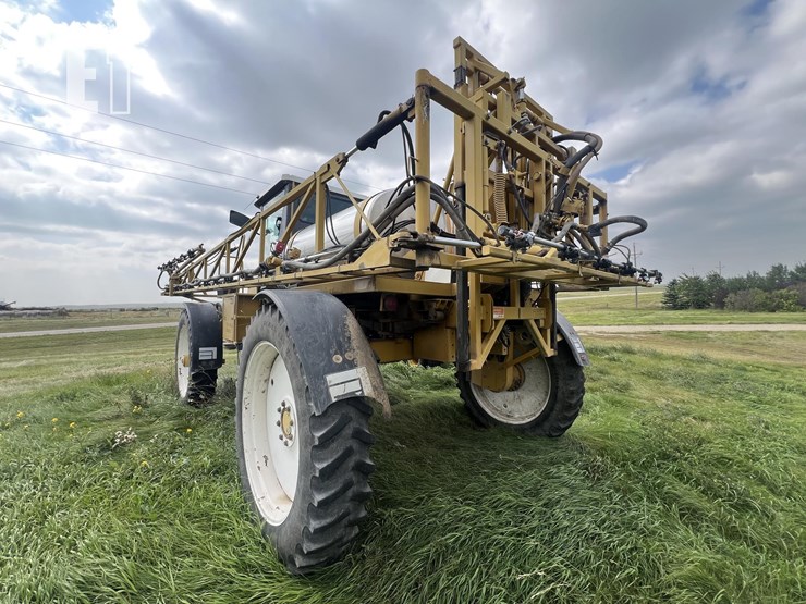rogator-sprayer-image-10