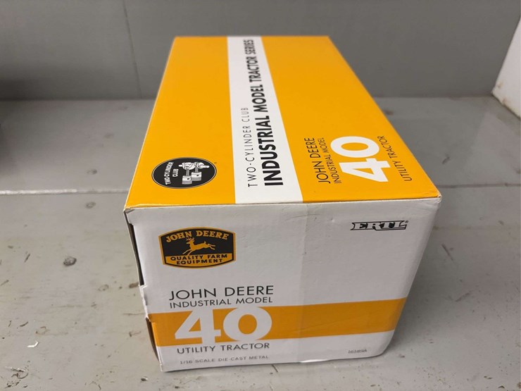 john-deere-720-image-15