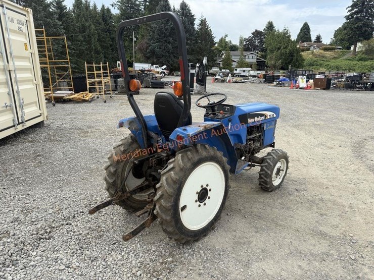 new-holland-tc30-image-7