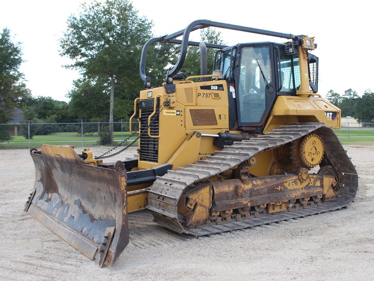 2020-caterpillar-d6n-lgp-image-5