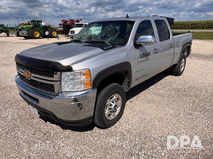 2014-chevrolet-2500hd-image-16