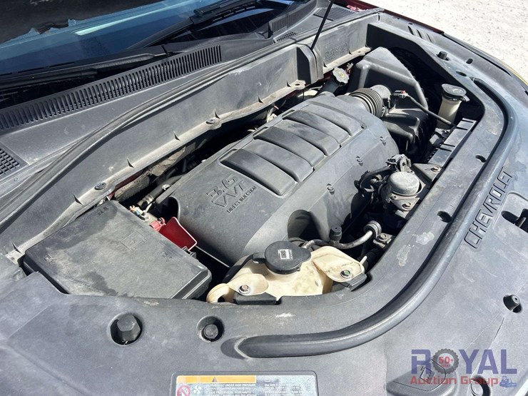 2012-chevrolet-traverse-image-8