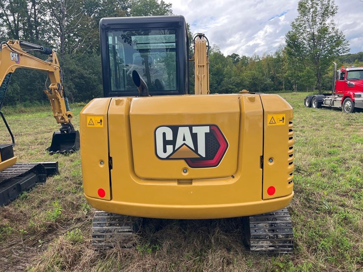 2021-caterpillar-305-image-5