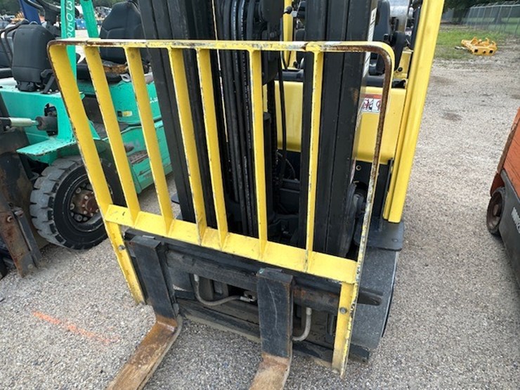 #2083-•-2019-hyster-50-port-forklift-image-26