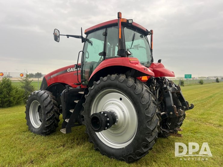 2011-case-ih-magnum-315-image-5