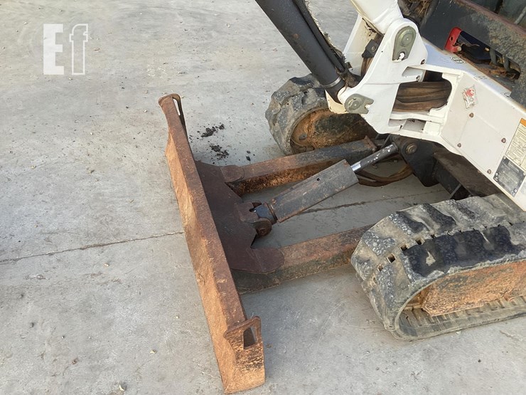 2000-bobcat-325-image-9