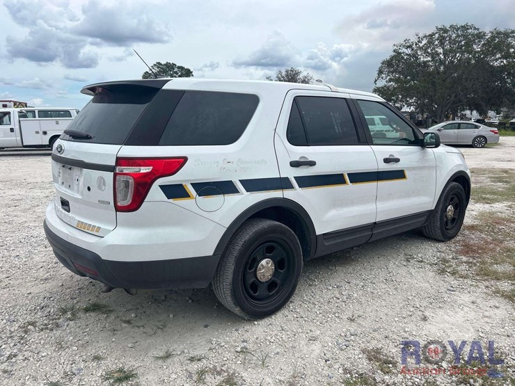 2015-ford-explorer-image-3