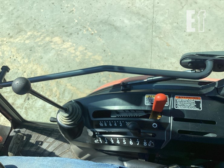 2023-kubota-lx3310-image-24