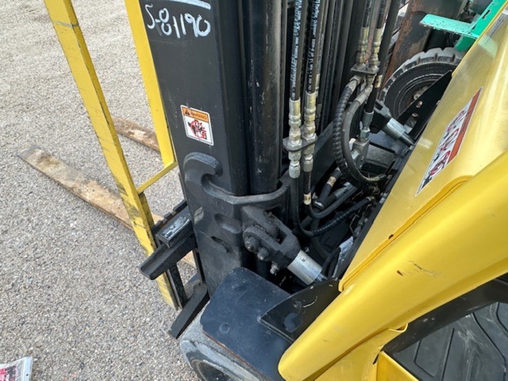 #2083-•-2019-hyster-50-port-forklift-image-22