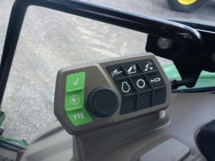 2019-john-deere-5090r-image-15