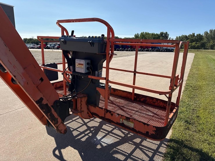jlg-800aj-image-9