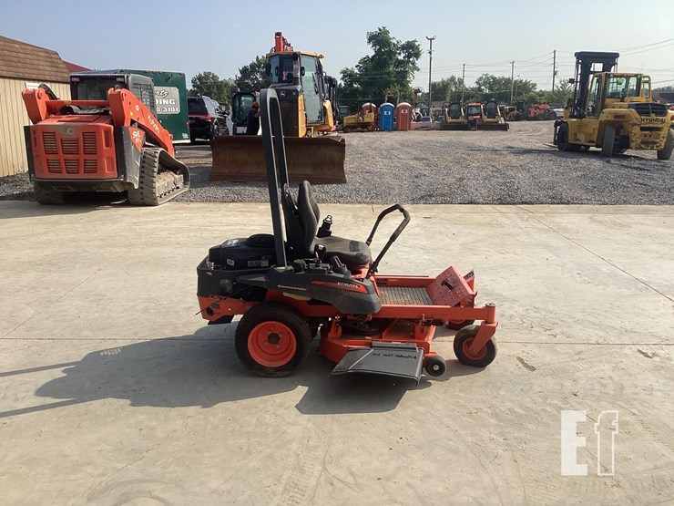 2014-kubota-z122r-image-5
