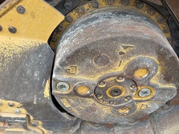 2019-caterpillar-973k-image-24