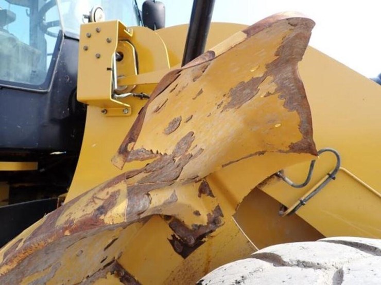 2014-caterpillar-950k-image-86