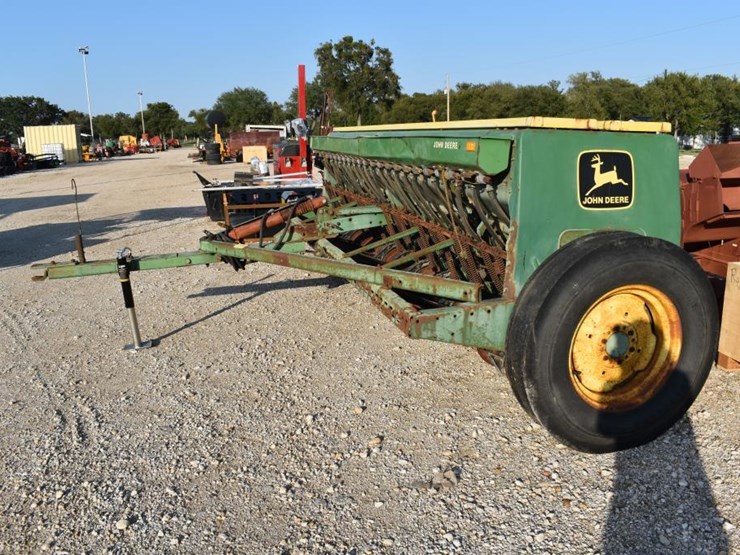 john-deere-8300-image-5