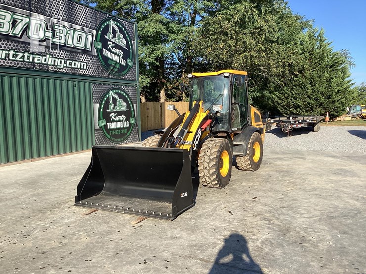 2019-jcb-409-image-8