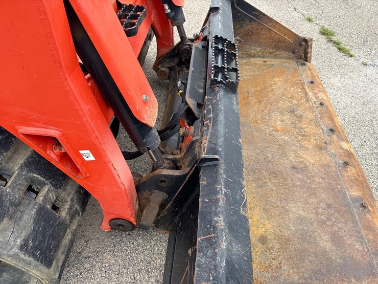 2021-kubota-svl75-2-image-9