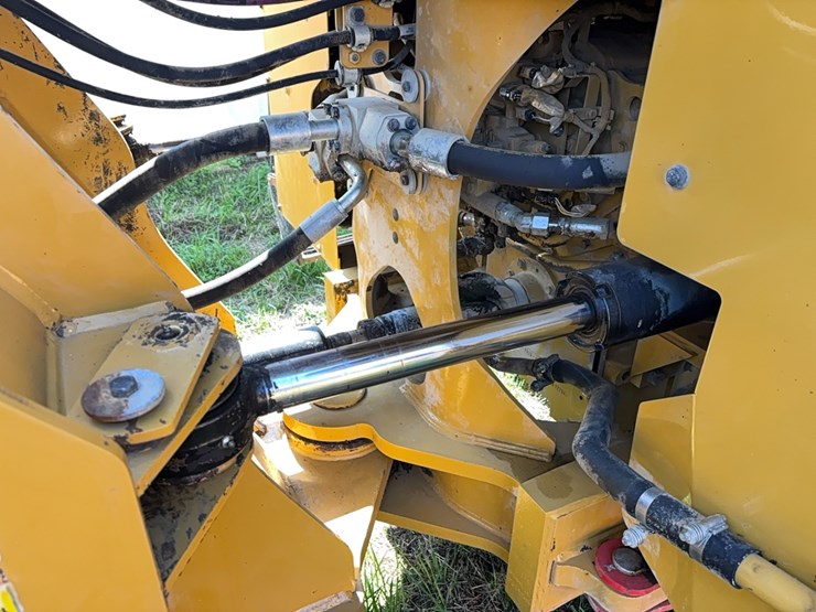 caterpillar-972m-image-11