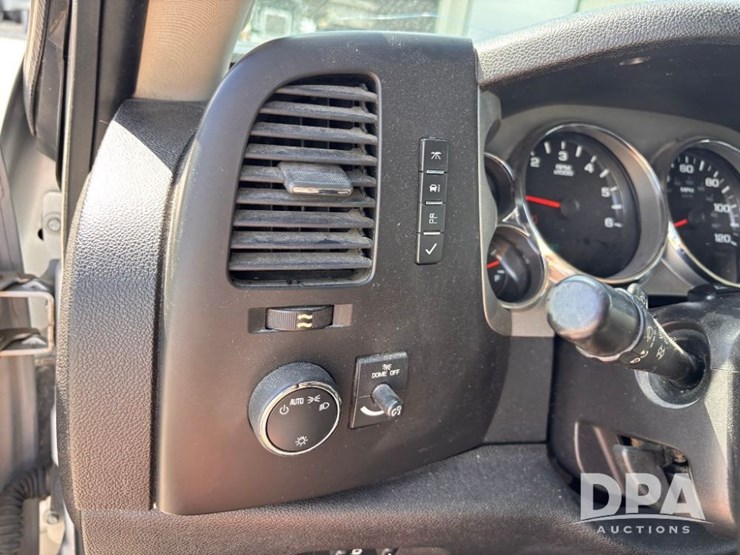 2014-chevrolet-2500hd-image-77