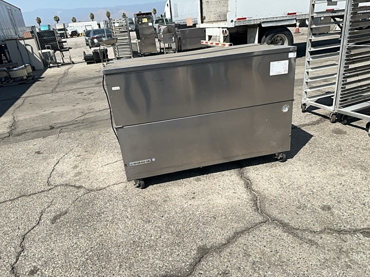 lot#--719---beverage-air-st58n-s-double-sided-access--cold-wall-milk-cooler-image-2