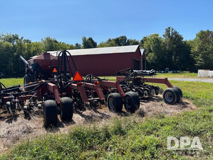 case-ih-2400-image-11