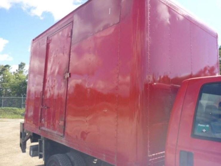 2016-ford-f550-xl-image-26