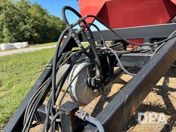 case-ih-2400-image-16