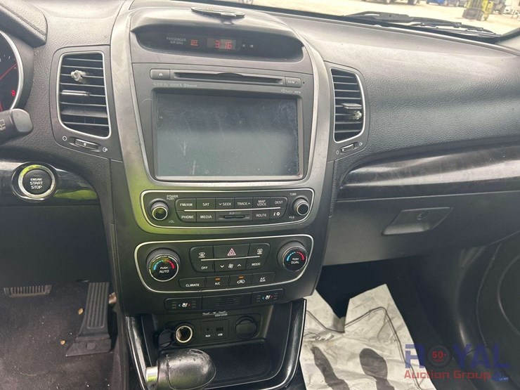 2014-kia-sorento-image-15