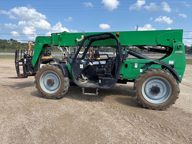 #2252-•-2018-genie-6036-forklift-image-2