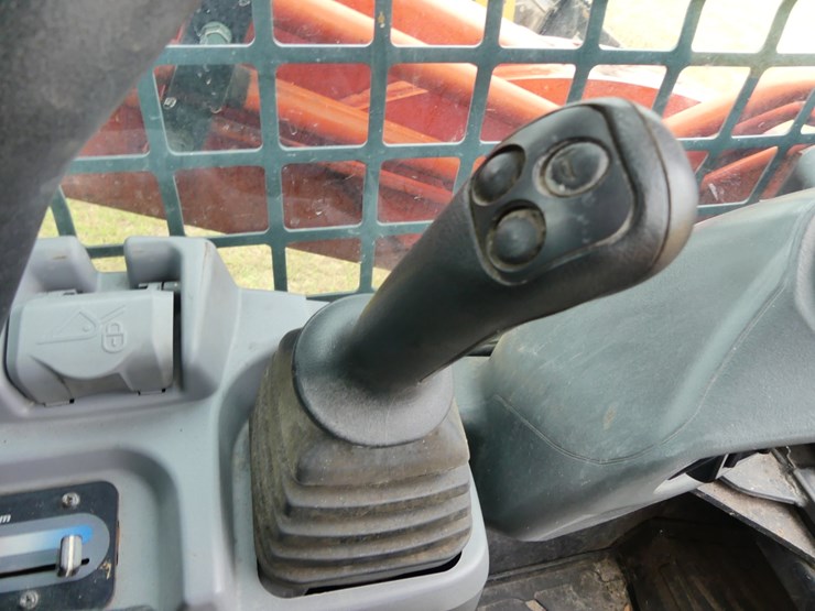 2016-kubota-svl75-2-image-16