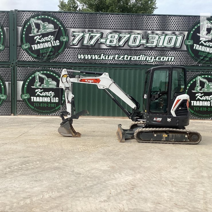 2023 BOBCAT E35