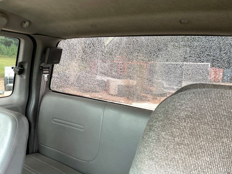 2001-ford-f750-image-60