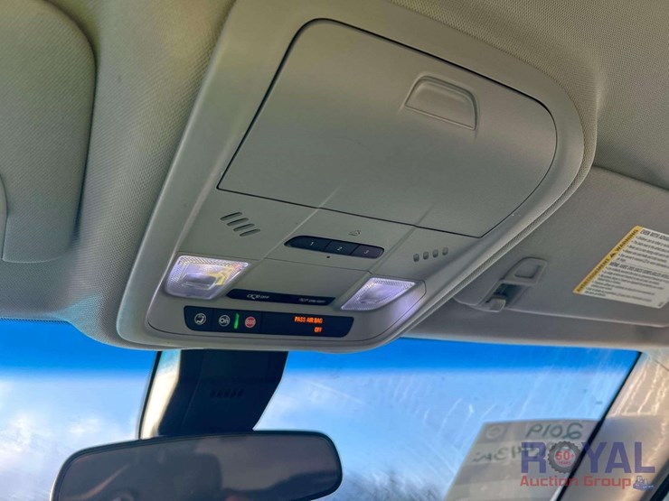 2019-chevrolet-equinox-image-16