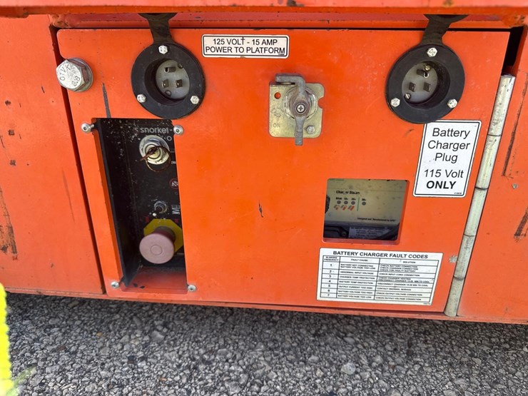 2017-snorkel-s4726e-image-10