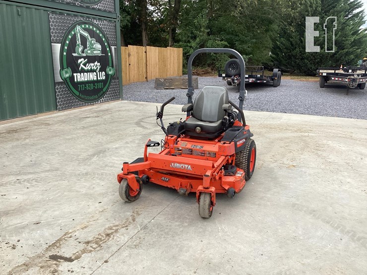 2019-kubota-z724x-image-11