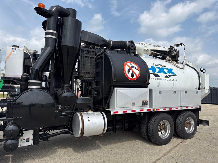 2015-kenworth-t400-image-15