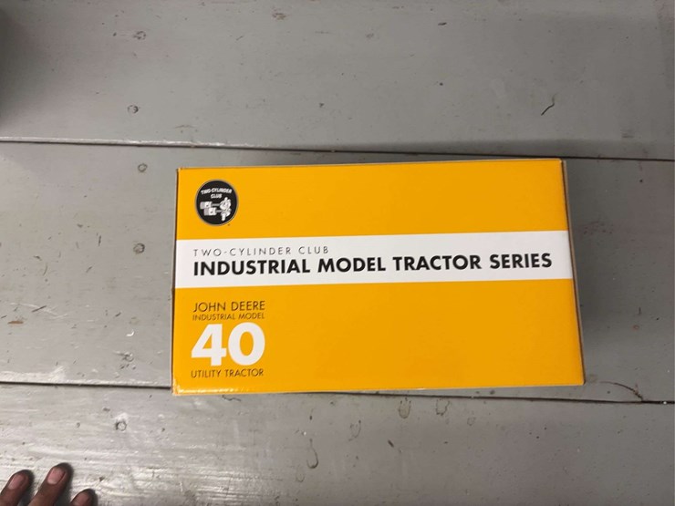 john-deere-720-image-16