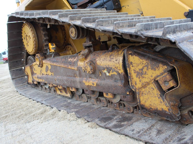 2020-caterpillar-d6n-lgp-image-14
