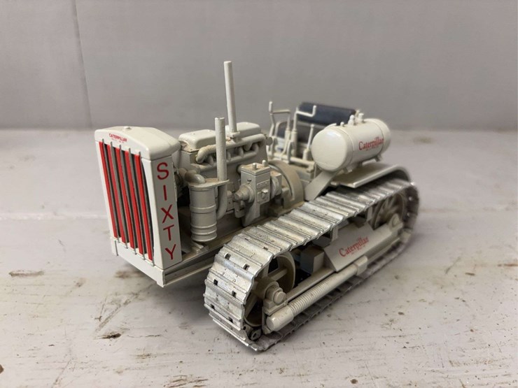 caterpillar-d7-image-28