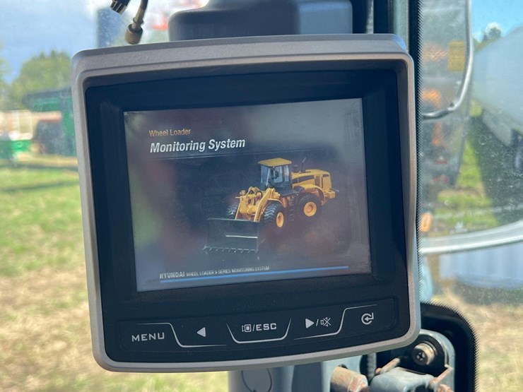 2015-hyundai-hl730-9a-image-18