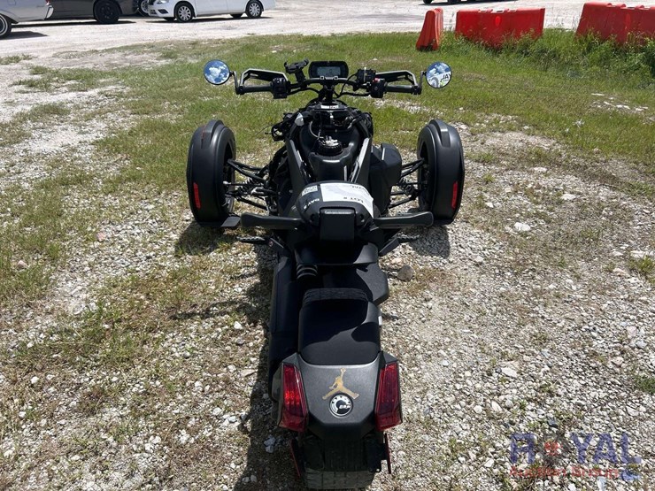 2020-can-am-ryker-rally-900-ace-3-wheeled-motorcycle-image-17