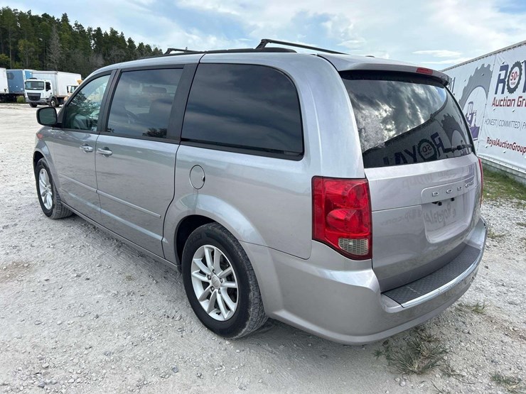 2016-dodge-caravan-image-4