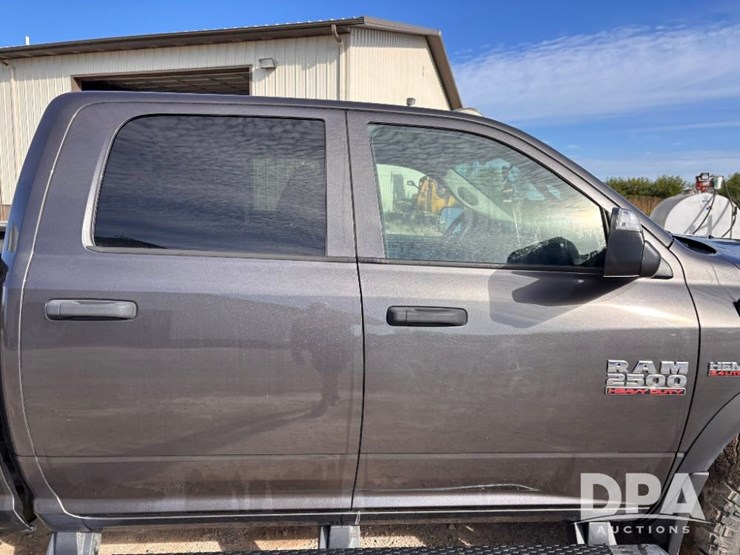 2018-dodge-ram-2500-image-44