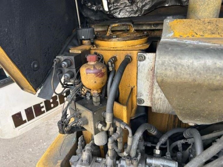 1999-liebherr-a308-image-50