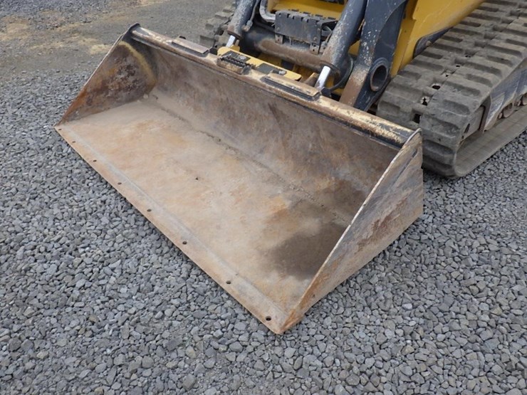 2020-deere-333g-image-7
