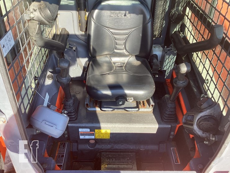 2018-kubota-ssv65-image-13