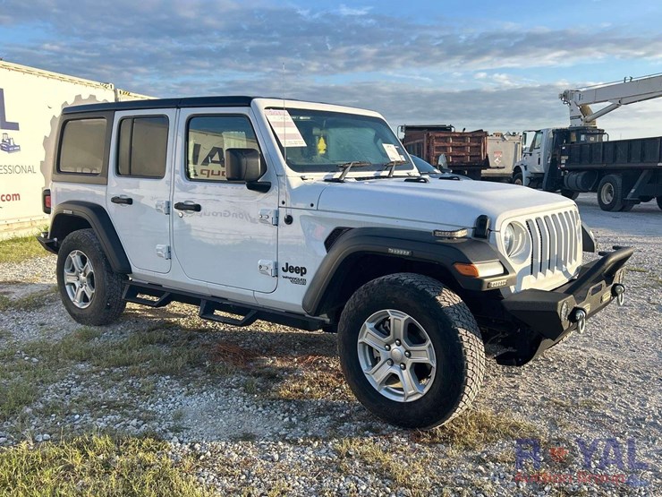2021-jeep-wrangler-image-2